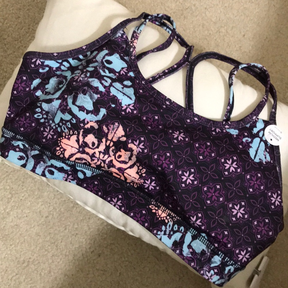 Sports bra